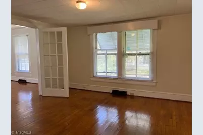 636 Lindsey Street, Reidsville, NC 27320 - Photo 6