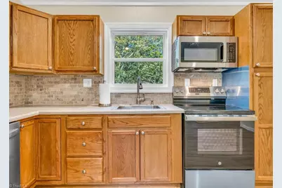 109 Southside Drive, Sparta, NC 28675 - Photo 8