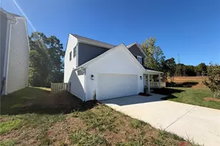 4007 Tenderten Wy, Greensboro, NC 27405 - Photo 2