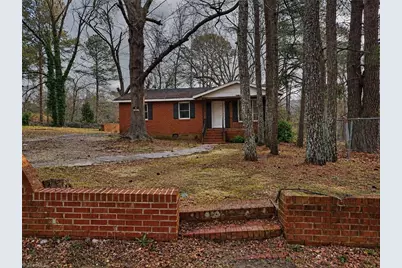 217 S Grove Avenue, Rockingham, NC 28379 - Photo 1