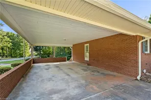 718 Corjon St, Kernersville, NC 27284 - Photo 36