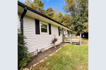 275 Winfield Huffman Road, Wilkesboro, NC 28697 - Photo 2