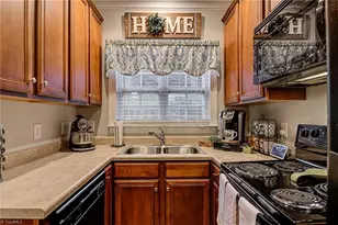 1202 Southlake Ct, Lexington, NC 27295 - Photo 14