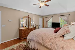 4200 Brentonshire Ln, High Point, NC 27265 - Photo 26