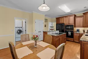 4200 Brentonshire Ln, High Point, NC 27265 - Photo 16