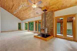 562 Bethlehem Church Rd, Eden, NC 27288 - Photo 14