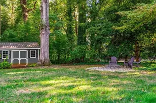 1103 N Peace Haven Rd, Winston-Salem, NC 27104 - Photo 32
