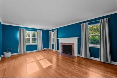 1103 N Peace Haven Road, Winston-Salem, NC 27104 - Photo 4