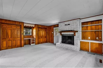 1103 N Peace Haven Road, Winston-Salem, NC 27104 - Photo 16