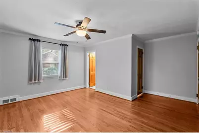 1103 N Peace Haven Road, Winston-Salem, NC 27104 - Photo 18