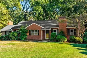 1103 N Peace Haven Rd, Winston-Salem, NC 27104 - Photo 2