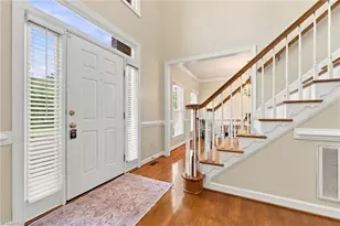 4001 Friendly Acres Dr, Greensboro, NC 27410 - Photo 4