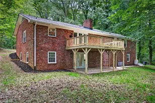 5550 Overlook Cir, Winston-Salem, NC 27105 - Photo 48