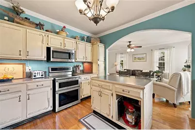 149 Elm Street, Mount Airy, NC 27030 - Photo 16