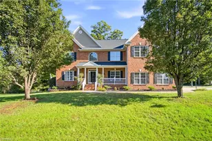 7620 Sterlingshire Dr, Greensboro, NC 27409 - Photo 1