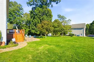 7620 Sterlingshire Dr, Greensboro, NC 27409 - Photo 36