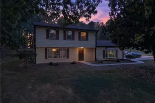 3415 Langdale Dr, High Point, NC 27265 - Photo 2