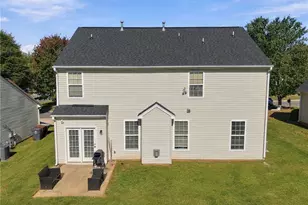6005 Elderbush Dr, Greensboro, NC 27405 - Photo 24
