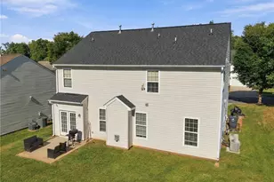 6005 Elderbush Dr, Greensboro, NC 27405 - Photo 26