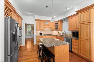 4209 Hollowoak Ct, Winston-Salem, NC 27104 - Photo 6