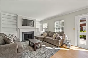 309 Hanover Arms Ct, Winston-Salem, NC 27104 - Photo 4