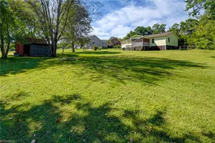224 Tom Hunter Rd, Pilot Mountain, NC 27041 - Photo 32