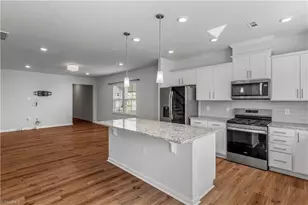 821 Falls Grove Trl, High Point, NC 27265 - Photo 18