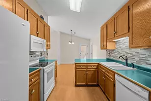 324 Deerfield Country Rd, Randleman, NC 27317 - Photo 14