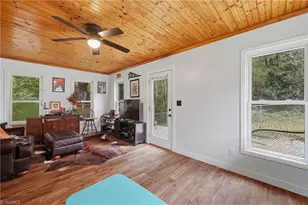 2226 Nc Hwy 268, Pilot Mountain, NC 27041 - Photo 32