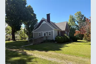 189 Russell Road, Mount Airy, NC 27030 - Photo 2