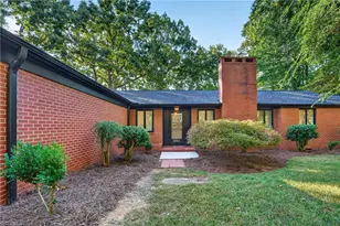801 Cliftwood Dr, Siler City, NC 27344 - Photo 2
