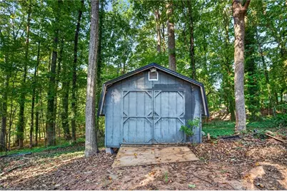 801 Cliftwood Drive, Siler City, NC 27344 - Photo 20