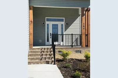 304 Brinkley Drive, Lexington, NC 27295 - Photo 2