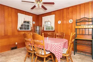405 E Devon Dr, Mount Airy, NC 27030 - Photo 12