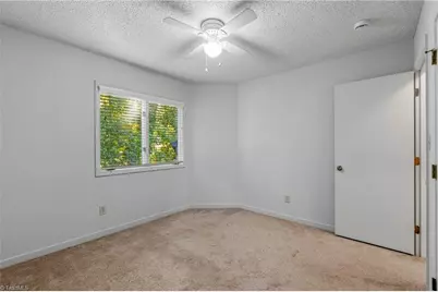 306 N Lindell Road #E, Greensboro, NC 27403 - Photo 28