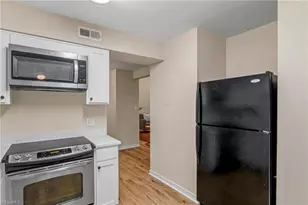 306 N Lindell Rd, Greensboro, NC 27403 - Photo 14