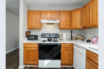 622/624 Williamson Avenue, Elon, NC 27244 - Photo 6