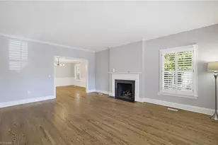 414 Fisher Park Cir, Greensboro, NC 27401 - Photo 8