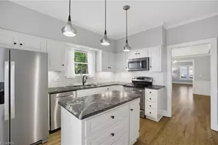 414 Fisher Park Cir, Greensboro, NC 27401 - Photo 20