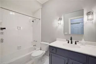 414 Fisher Park Cir, Greensboro, NC 27401 - Photo 26