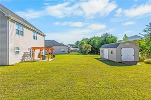 213 Pilot Bluff Dr, King, NC 27021 - Photo 32