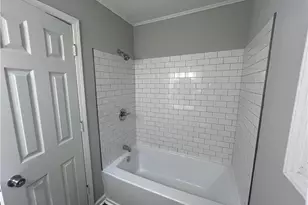 6536 Creek Run Rd, Walkertown, NC 27051 - Photo 12