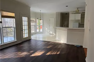 2012 Treyburn Ln, High Point, NC 27265 - Photo 6