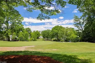 1108 Dover Rd, Greensboro, NC 27408 - Photo 32