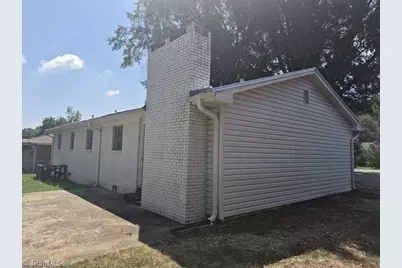 203 Pennington Avenue, Lexington, NC 27292 - Photo 22