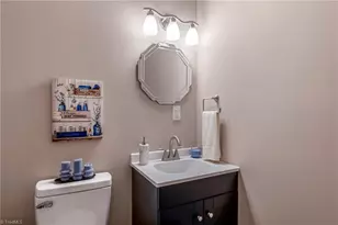 1602 Broadway Dr, Graham, NC 27253 - Photo 20