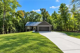 1436 Riverwood Dr, Lexington, NC 27292 - Photo 1