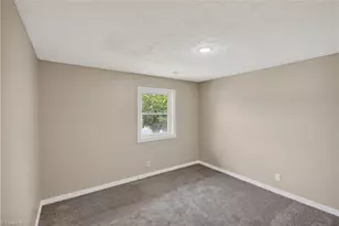 17 Hunter St, Thomasville, NC 27360 - Photo 20
