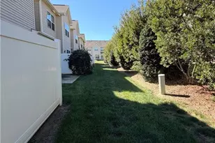 3022 Dressage Dr, Greensboro, NC 27410 - Photo 38