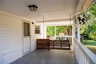 176 Oaklawn Rd, Wallburg, NC 27107 - Photo 4